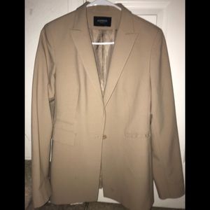 Matching suit jacket size 7/8 & pant is 5/6 short